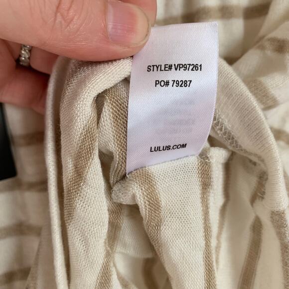 NWT Lulu's Striped Drawstring Casual Shorts in Beige and White - Picture 6 of 7